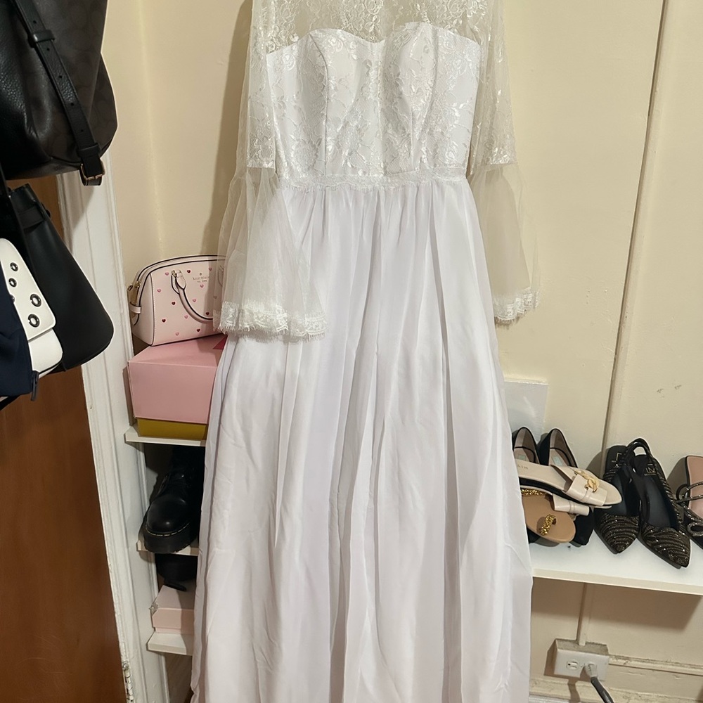 Elegant White Lace Women’s Dress